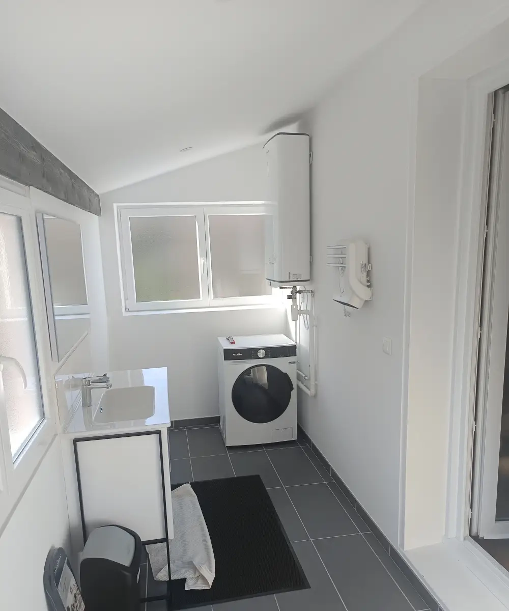 Salle d'eau - après